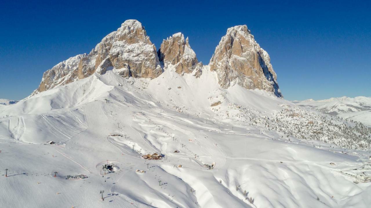 Rifugio Salei Hotel Canazei Eksteriør billede